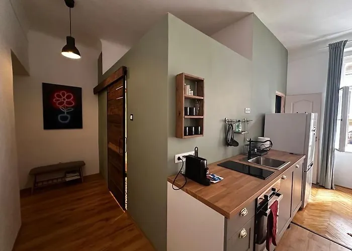 شقة Downtown Haven- Aurora Charm بودابست