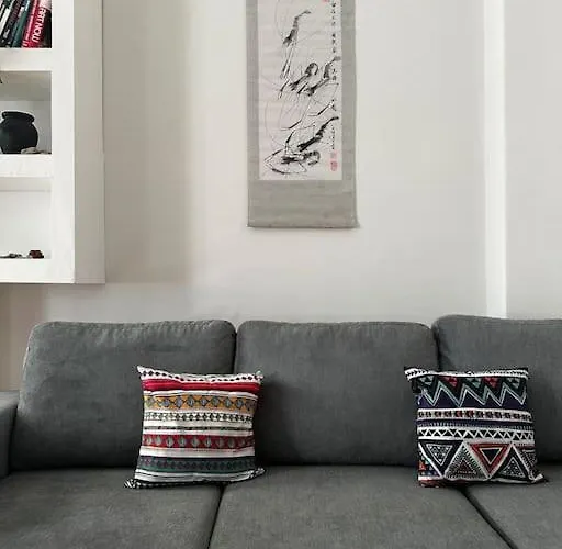 Downtown Haven- Aurora Charm